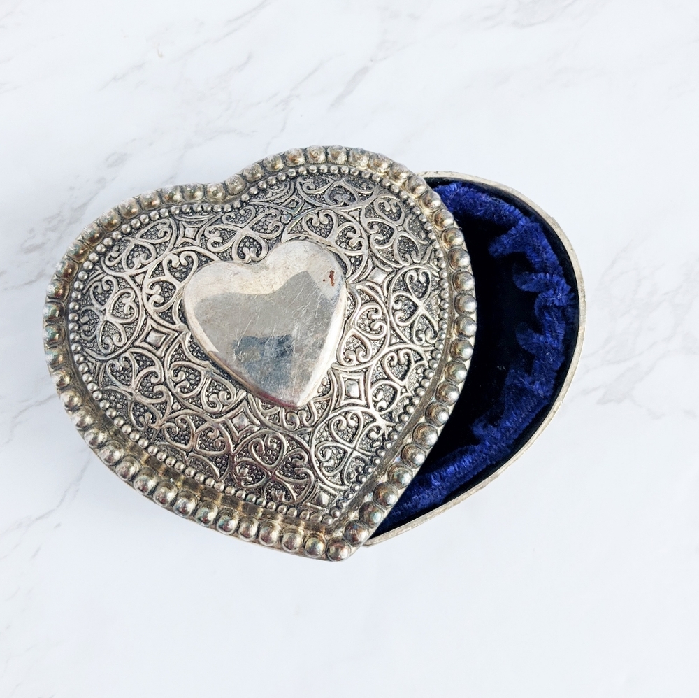 5/$18 Heart Shaped Pewter Blue Velvet Jewelry Box